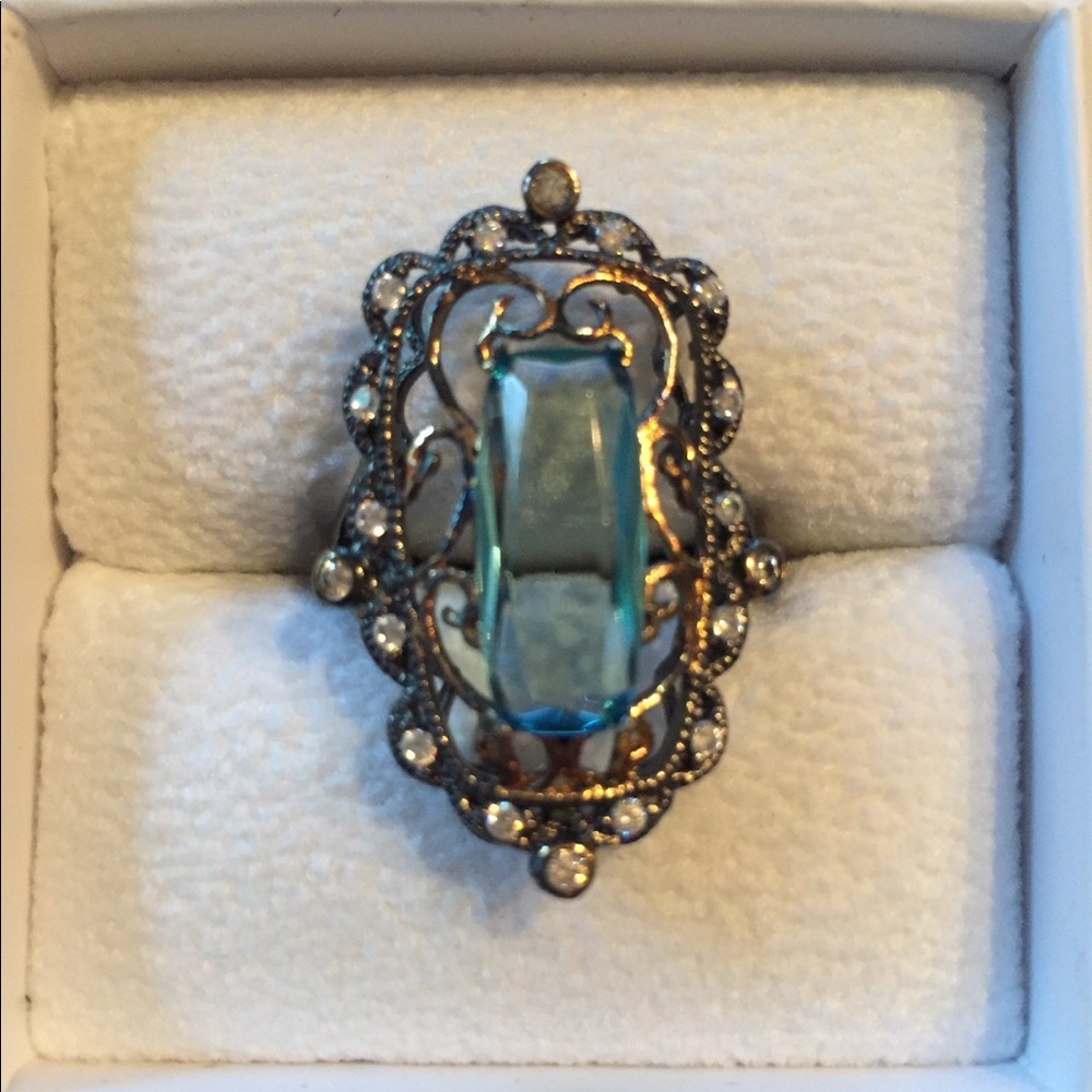 Ring - Picture 2 of 2